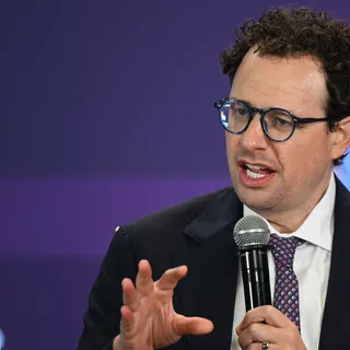 Anthropic CEO: Hükümet tehlikeli yapay zekayı engellemeli