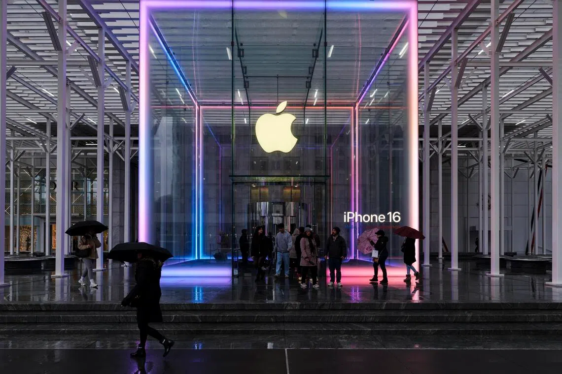 Apple, OpenAI'ye dava açtı: Şirket sırlarını çalmakla suçlanıyor
