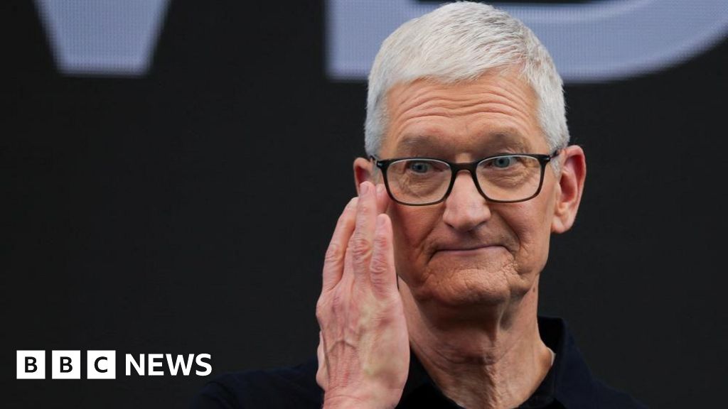Apple, Siri'ye Yapay Zeka Desteği Getiriyor: Tim Cook Dönemi Sona Eriyor