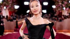 Ariana Grande Yoğun Baskı Nedeniyle Müzikalden Çekildi