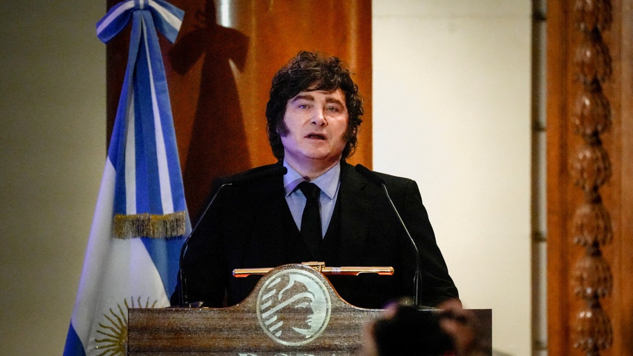 Arjantin, Falkland Adaları çevresindeki petrol projelerine yaptırım tehdidi