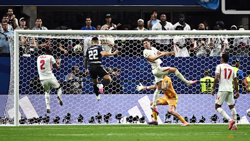 Arjantin, İngiltere'yi 2-1 Yenerek İspanya'nın Rakibi Oldu