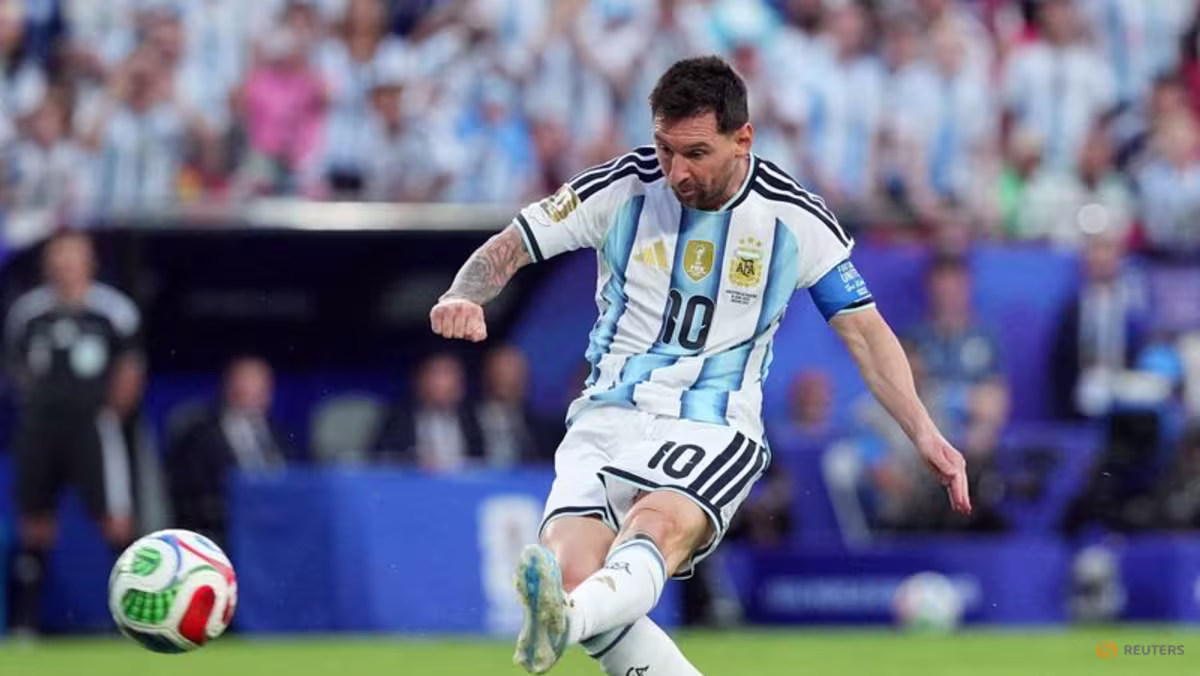 Arjantin Teknik Direktörü Scaloni: Messi'nin İnanılmaz Başarıları Artık Sürpriz Değil
