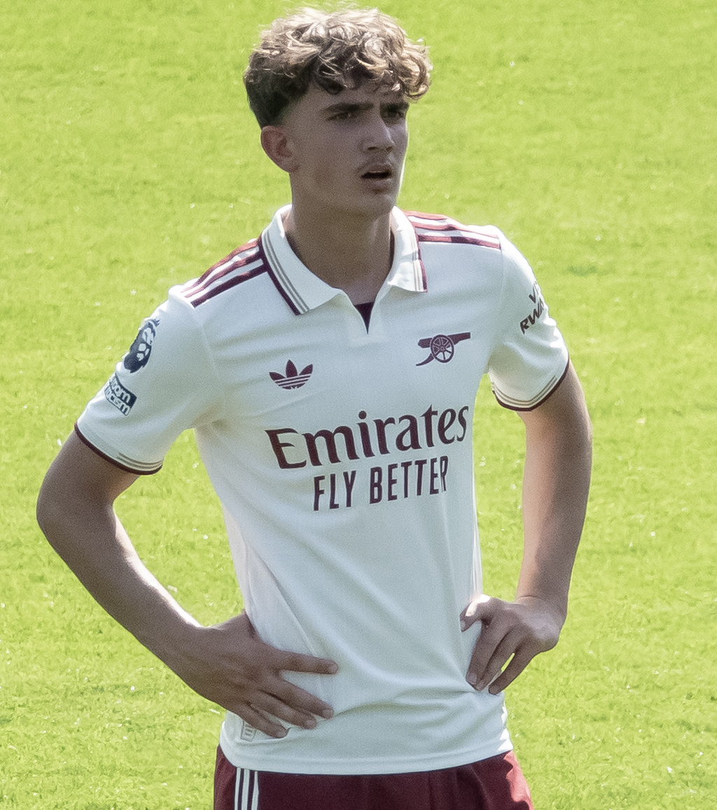 Arsenal'de 15 Yaşındaki Dowman'dan Tarihi İki Gol
