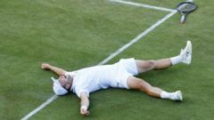 Arthur Fery üç burun kanamasına rağmen Wimbledon'da 4. tura yükseldi
