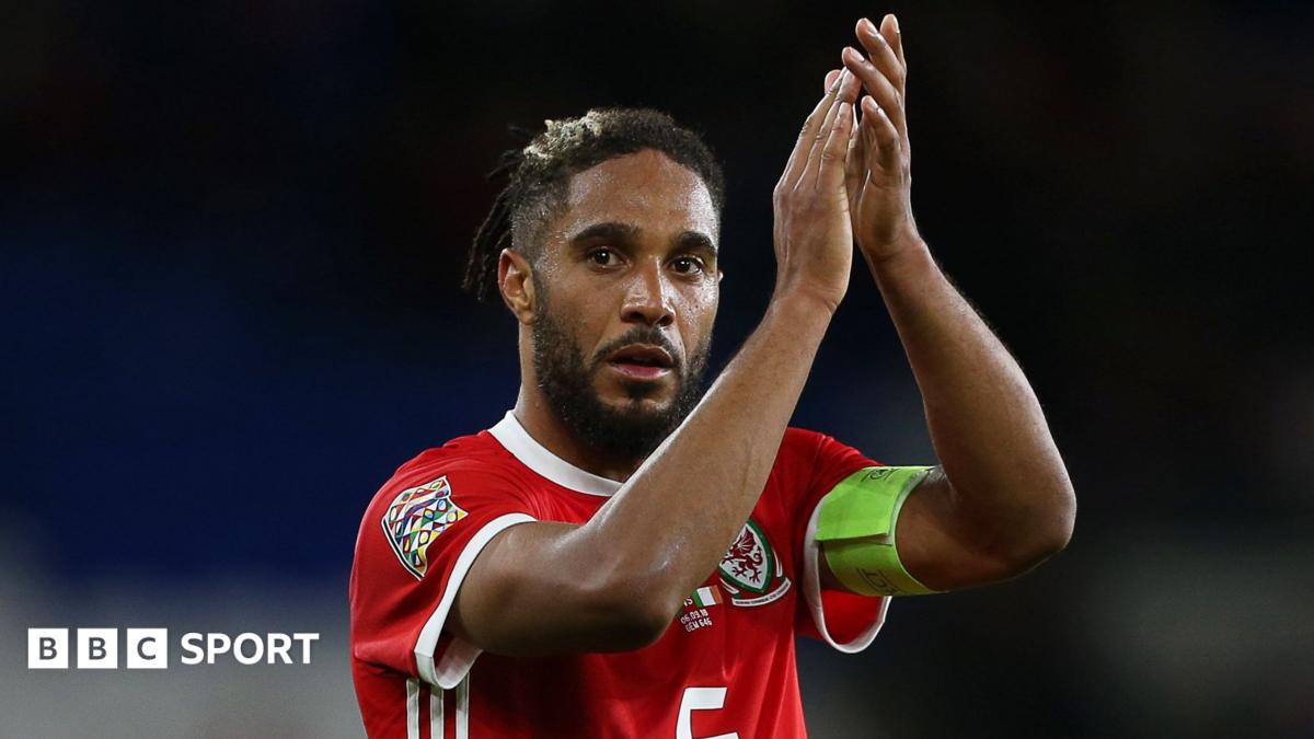 Ashley Williams Galler'e dönüyor: Bellamy'nin kaptan hamlesi