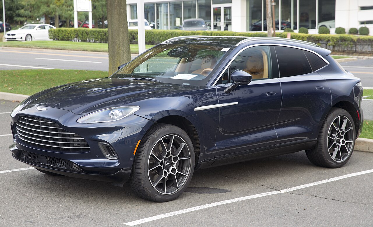 Aston Martin'den 260 Bin Dolarlık Lüks SUV: DBX GT