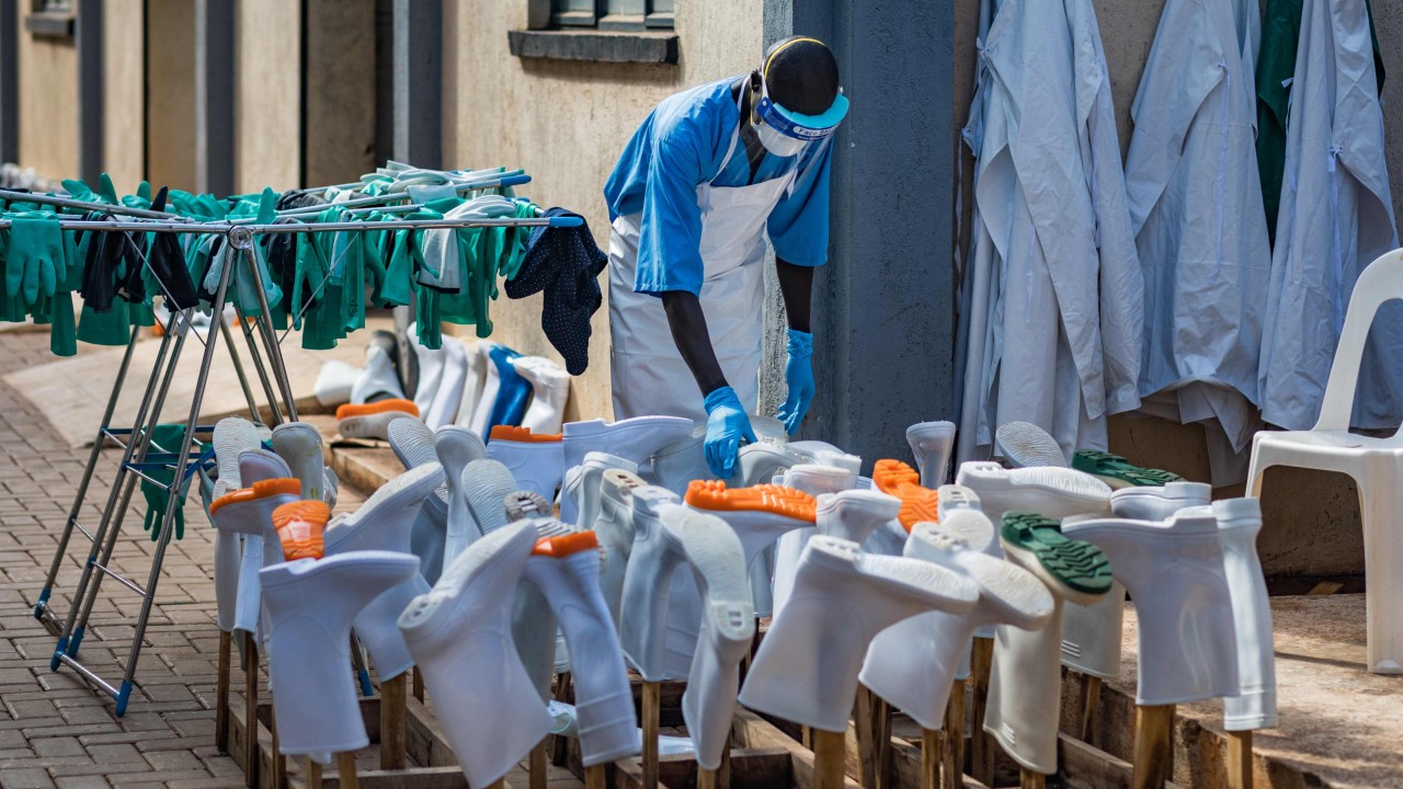Asya Ebola alarmı: Virüs bölgenin savunmasını aşabilir mi