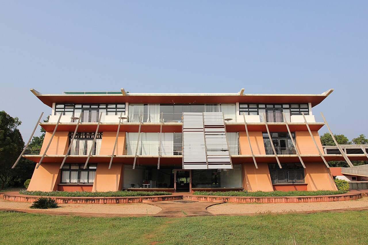 Auroville'de Siyasi Kriz: Hindistan'ın Ütopyası Çatırdıyor