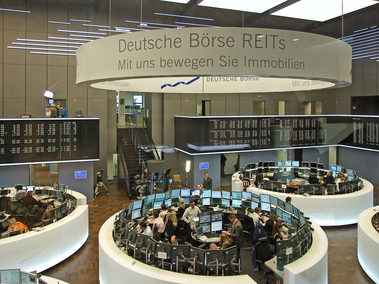 Avrupa Borsaları Birleşme Peşinde: Euronext'ten Deutsche Börse'e Kapı Açık
