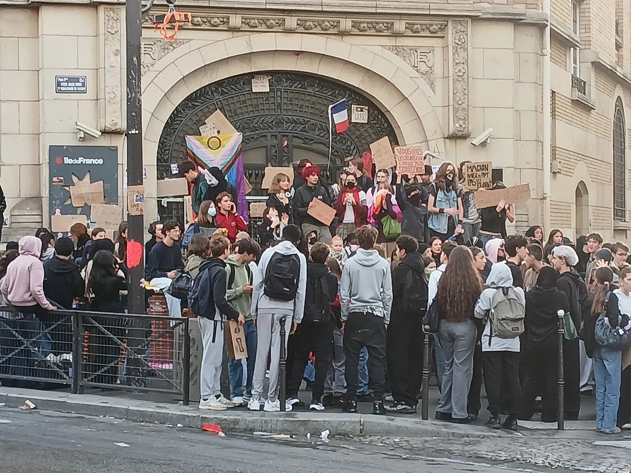 Avrupa'da Öğrenci Protestoları Yayılıyor: Geleceğe Dair Umutsuzluk