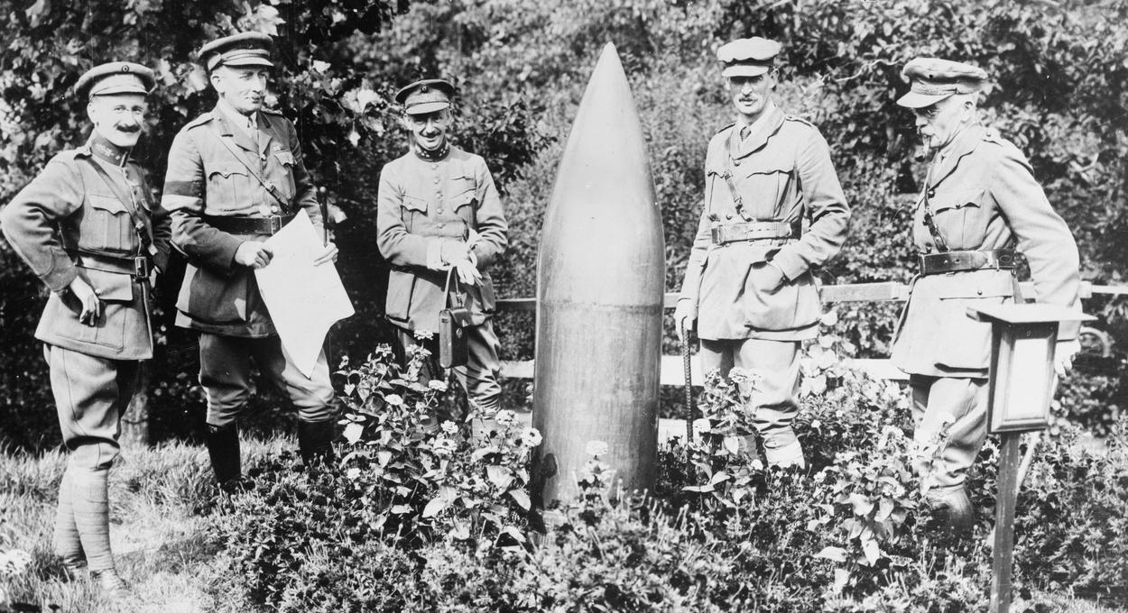 Avrupa'daki yangınlar gizli tehlikeyi ortaya çıkarıyor: patlamamış II. Dünya Savaşı bombaları