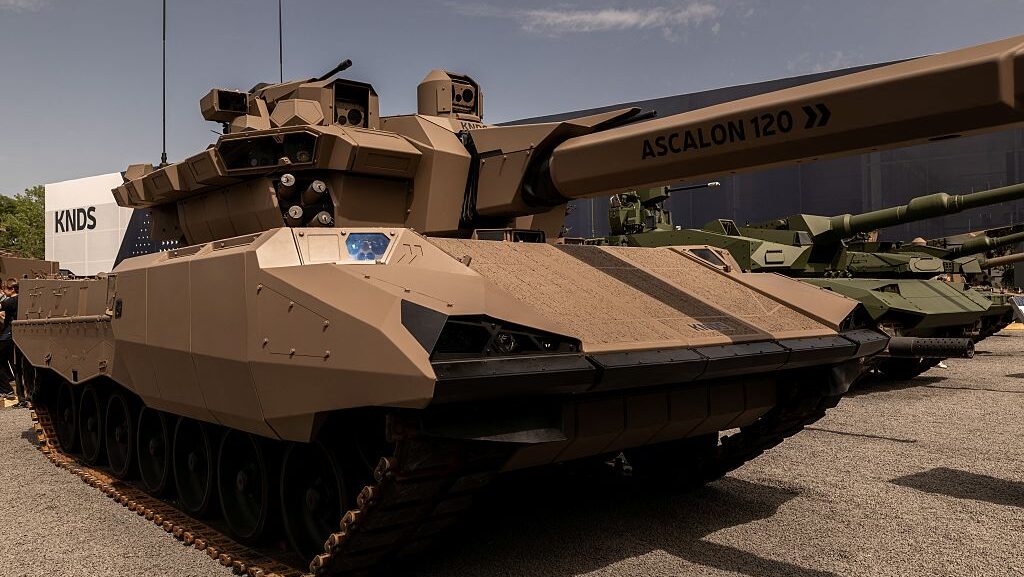 Avrupalı Devler Eurosatory’de Yeni Ana Muharebe Tankı Modellerini Tanıttı