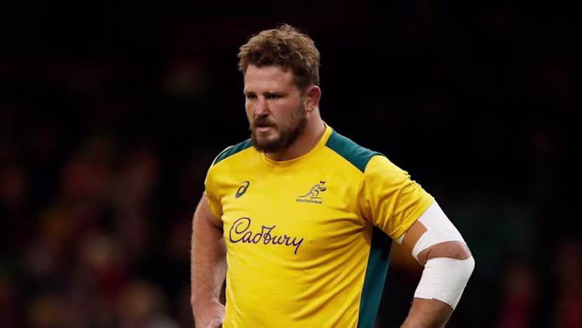 Avustralyalı Slipper 17. Super Rugby sezonuna imza attı