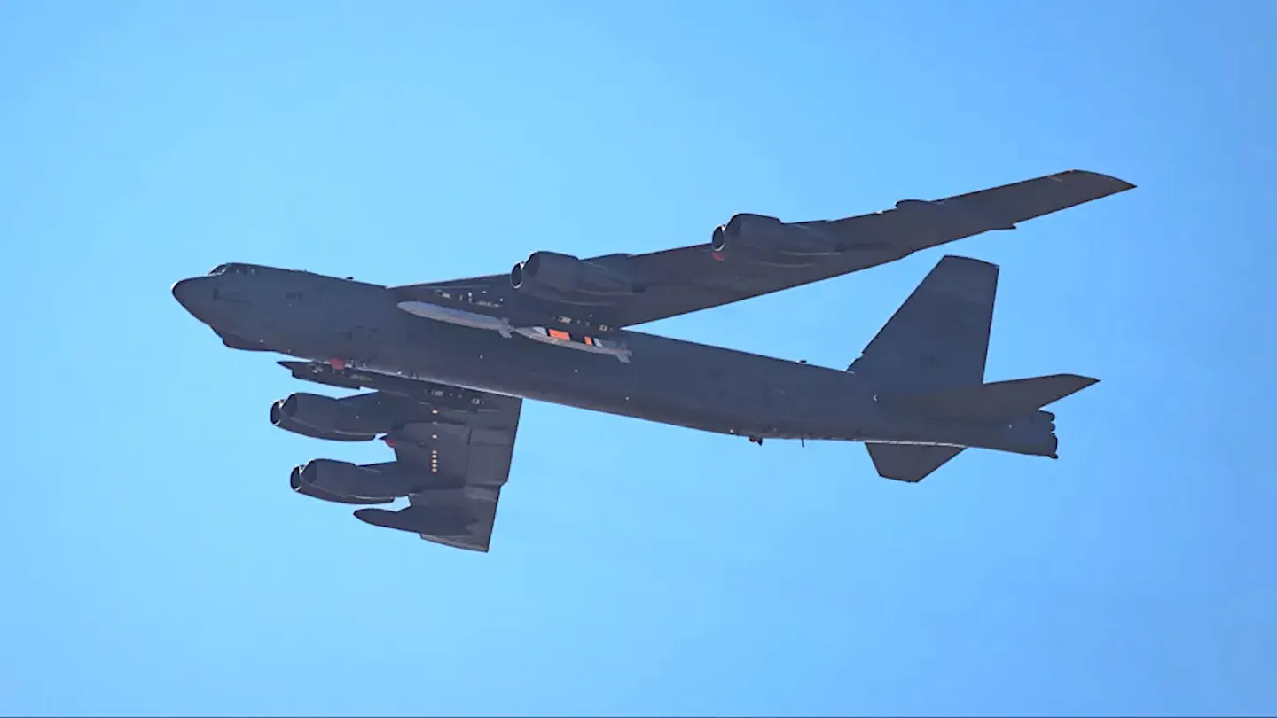 B-52 Filosunun Bakım Sorunları Yeni Nükleer Füze Testlerini Aksatıyor