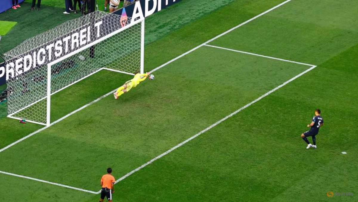 Balbuena'dan kaçan penaltı: Paraguay çeyrek finalde
