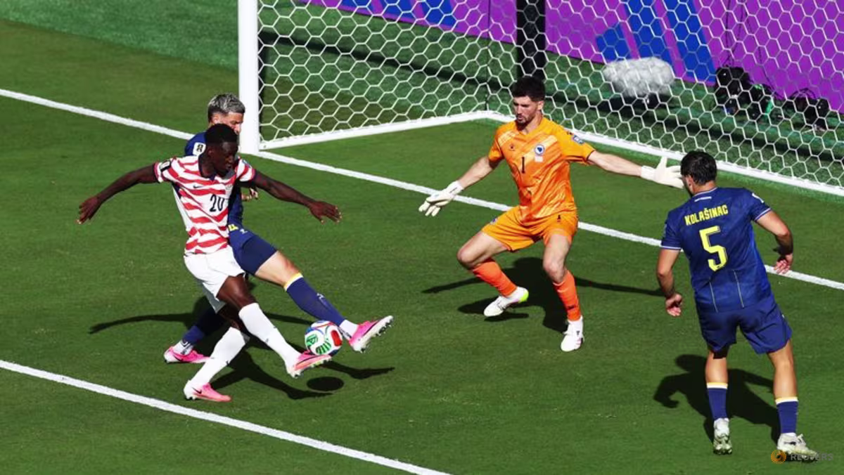 Balogun: Kahramanlıktan Seyirci Kalmaya ABD'nin Asya'daki Yolculuğu