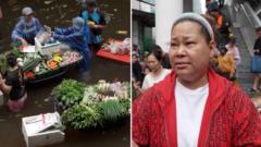Bangkok'ta Selde Yüzen Pazar Kuruldu