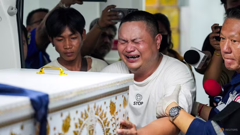 Bangkok'ta yangın faciası: Ölü sayısı 30'a yükseldi, aileler cenazelerini alıyor