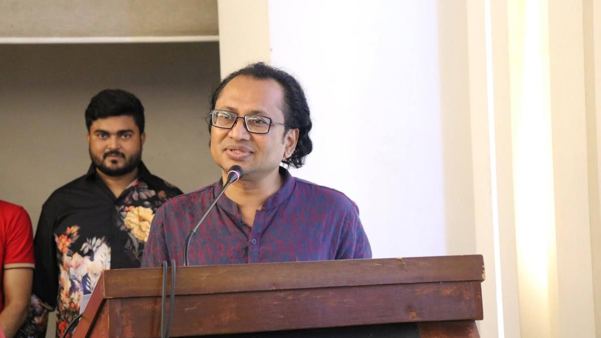 Bangladeş Başbakanlık Danışmanı Delhi Havalimanı'nda Aşağılandı