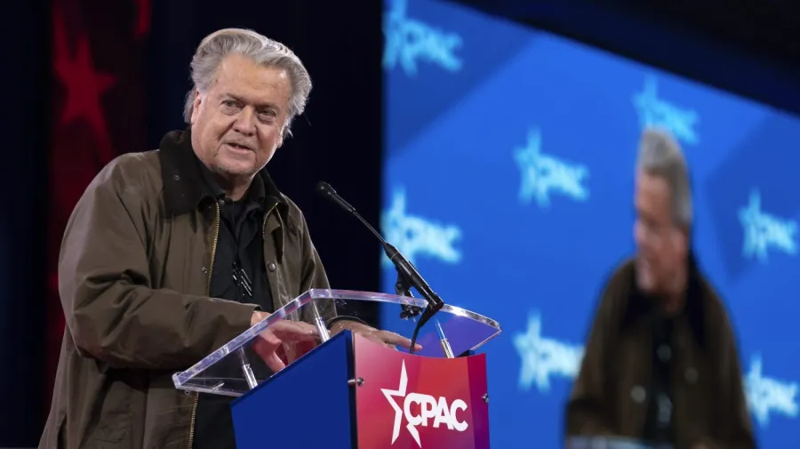Bannon: Beyaz Saray Çalışanları Bilgi Sızdırıyor