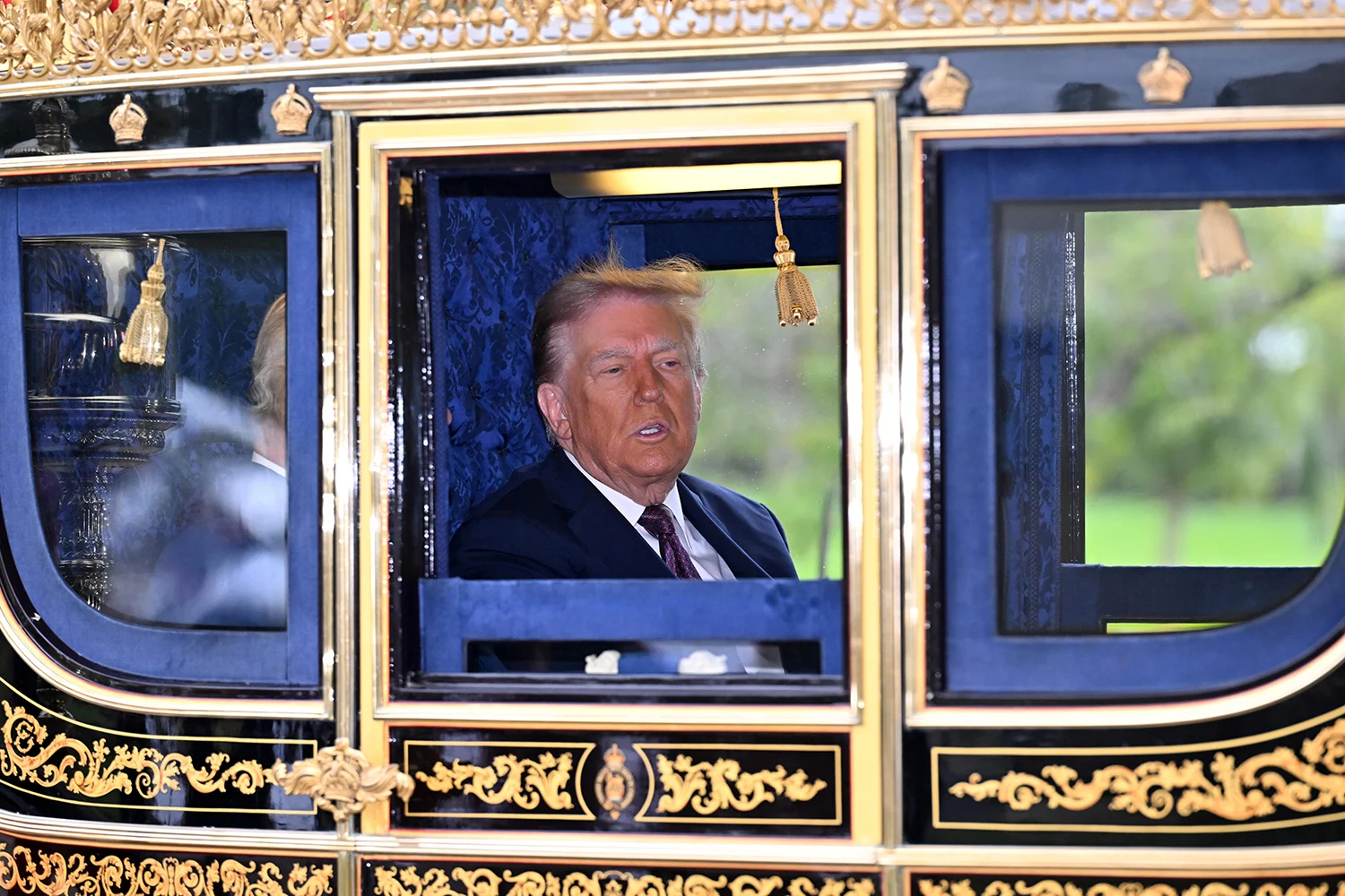 Batı İllüzyonunu Parçalayan Trump