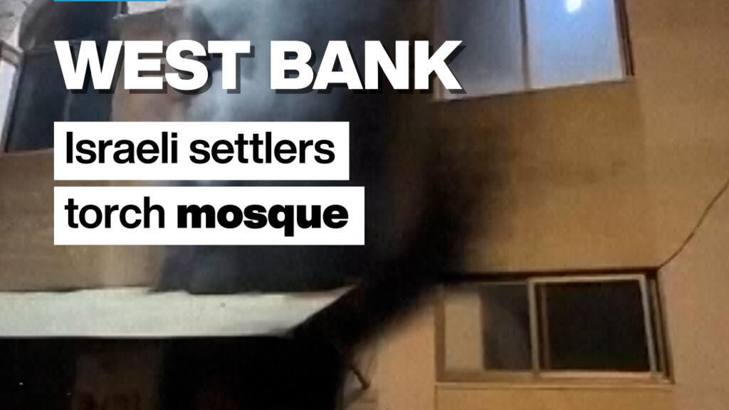 Batı Şeria: İsrailli yerleşimciler cami yaktı