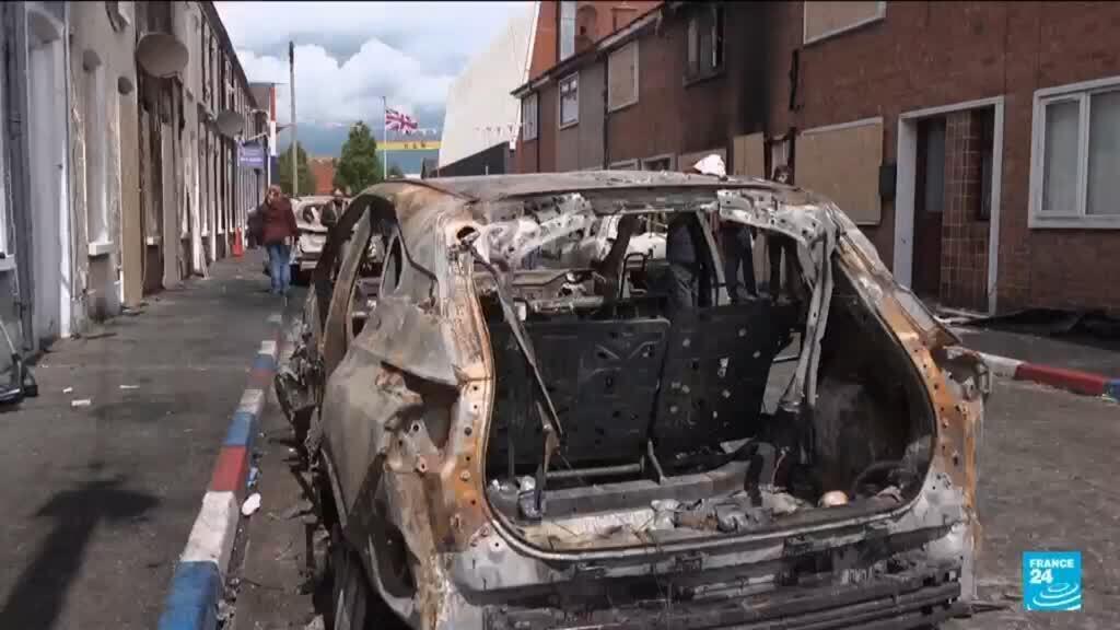 Belfast'ta Irkçı Şiddet: Avrupa'da Aşırı Sağ Birleşiyor