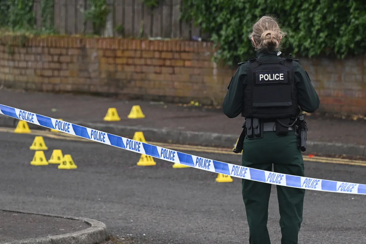 Belfast’ta vahşi bıçaklı saldırı: Polisten video uyarısı