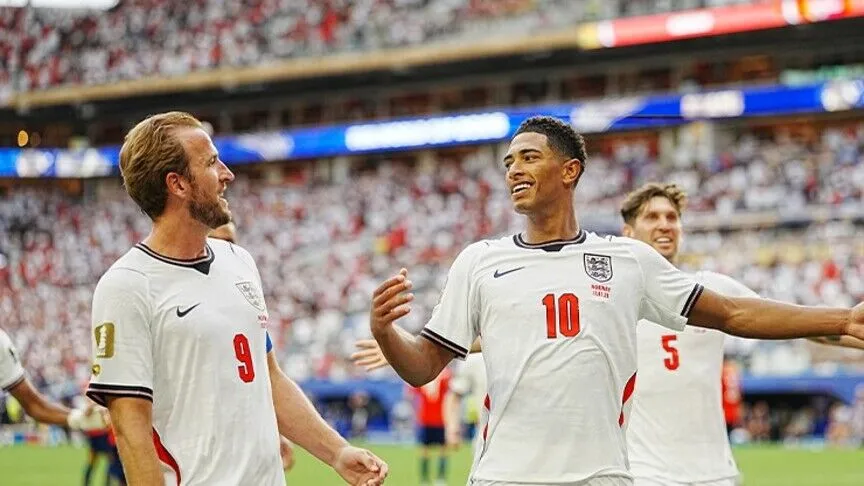 Bellingham çift golle İngiltere'yi Dünya Kupası yarı finaline taşıdı