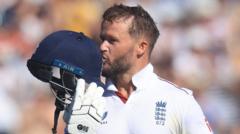Duckett'in Forma Dönüşü: Ashes'ten bu yana 5-6 kilo verdi, Yeni Zelanda'ya yüzyılla döndü