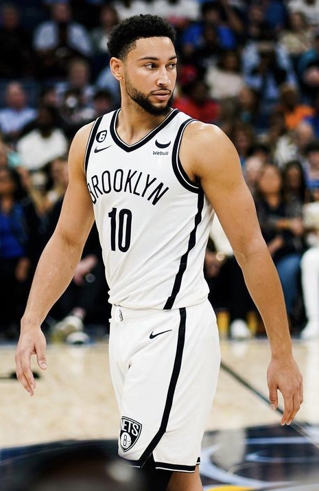 Eski 1. Sıra Seçimi Ben Simmons'tan Gizemli Geri Dönüş Mesajı