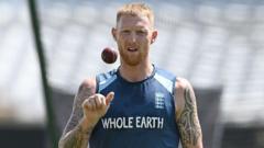 Ben Stokes, takım arkadaşlarından özür diledi