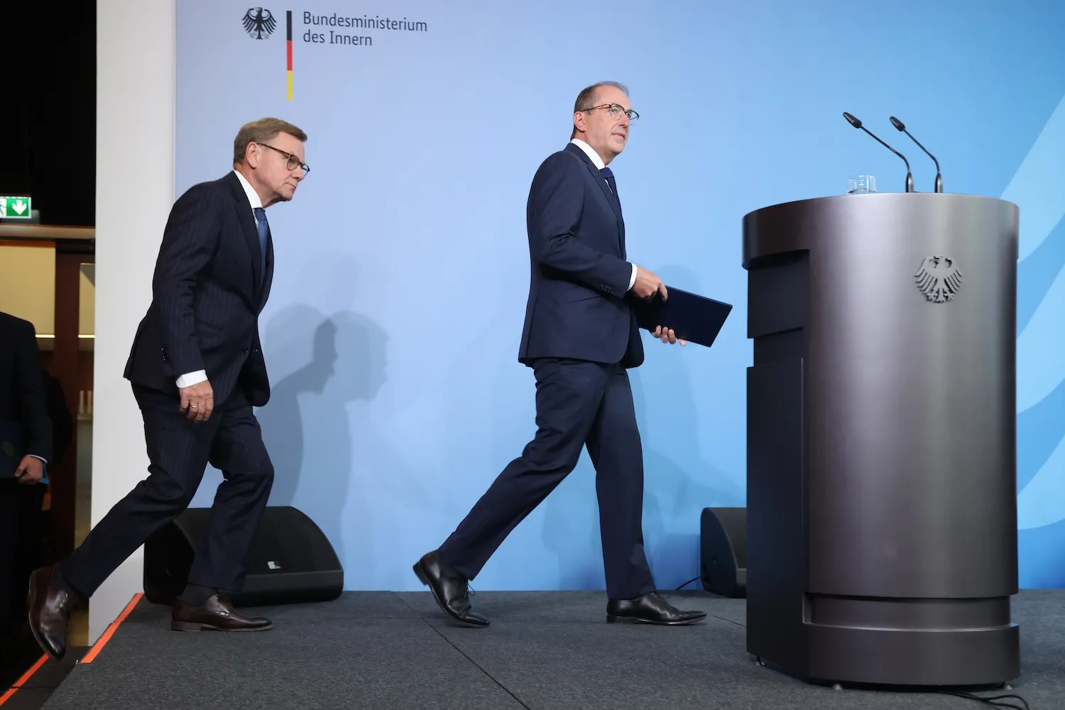 Berlin Gri Alandan Çıkıyor: Avrupa Rus Sabotajına Karşı
