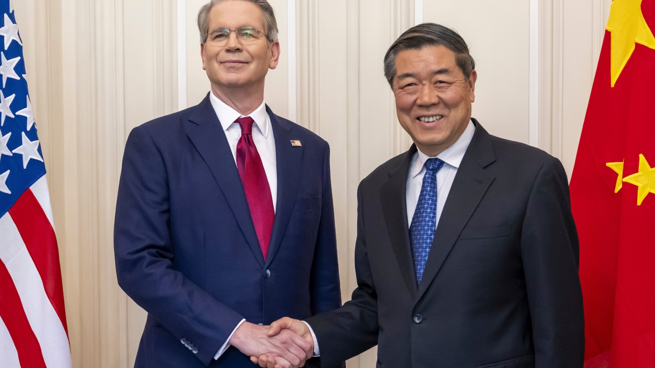 Bessent, Xi’nin ABD ziyareti öncesi He Lifeng ile görüşecek