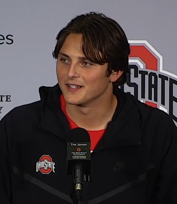 Big Ten Savunma Koordinatörü, Ohio State QB Julian Sayin'in Oyunundaki Tek Büyük Boşluğu Açıkladı