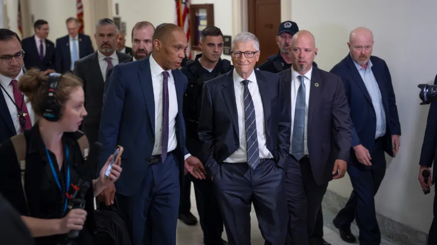 Bill Gates'ten Epstein itirafı: 'Kimseyi mağdur etmedim