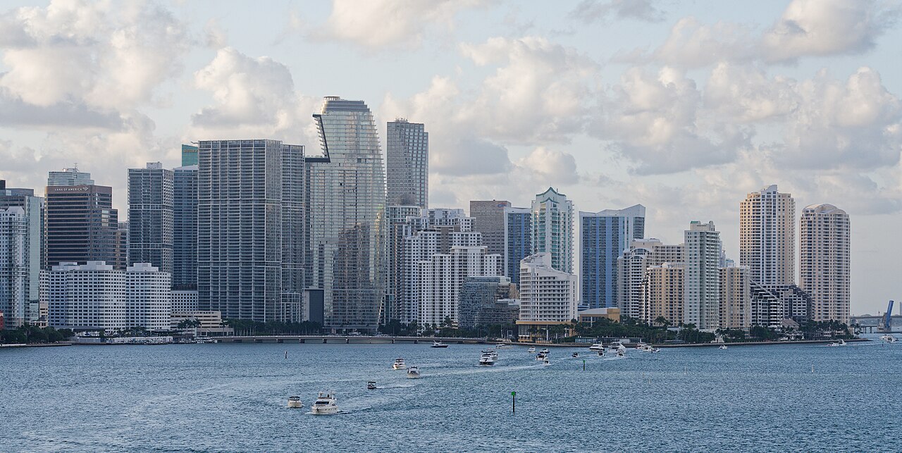Miami Kıyısındaki Biscayne Körfezi Yavaşça Okyanusa Dönüşüyor