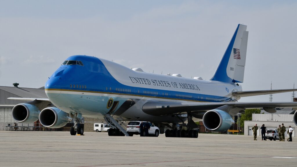 Boeing: Air Force One'da ek maliyet ve 2028 teslimatı bekliyoruz