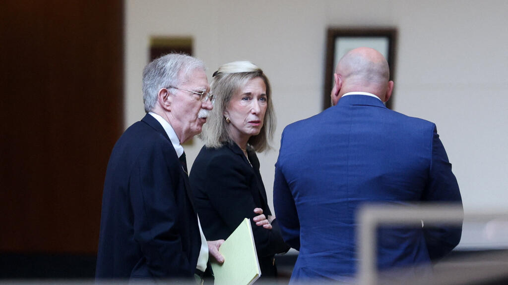 Bolton'dan gizli belge itirafı: Eski Trump danışmanı suçunu kabul etti