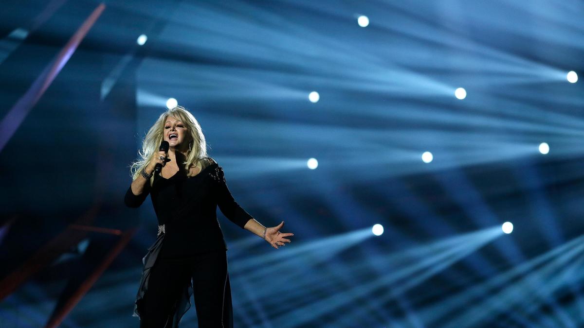 Bonnie Tyler 75 Yaşında Hayatını Kaybetti