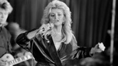 Bonnie Tyler, 'Total Eclipse of the Heart'ın Efsanevi Sesi 75 Yaşında Vefat Etti