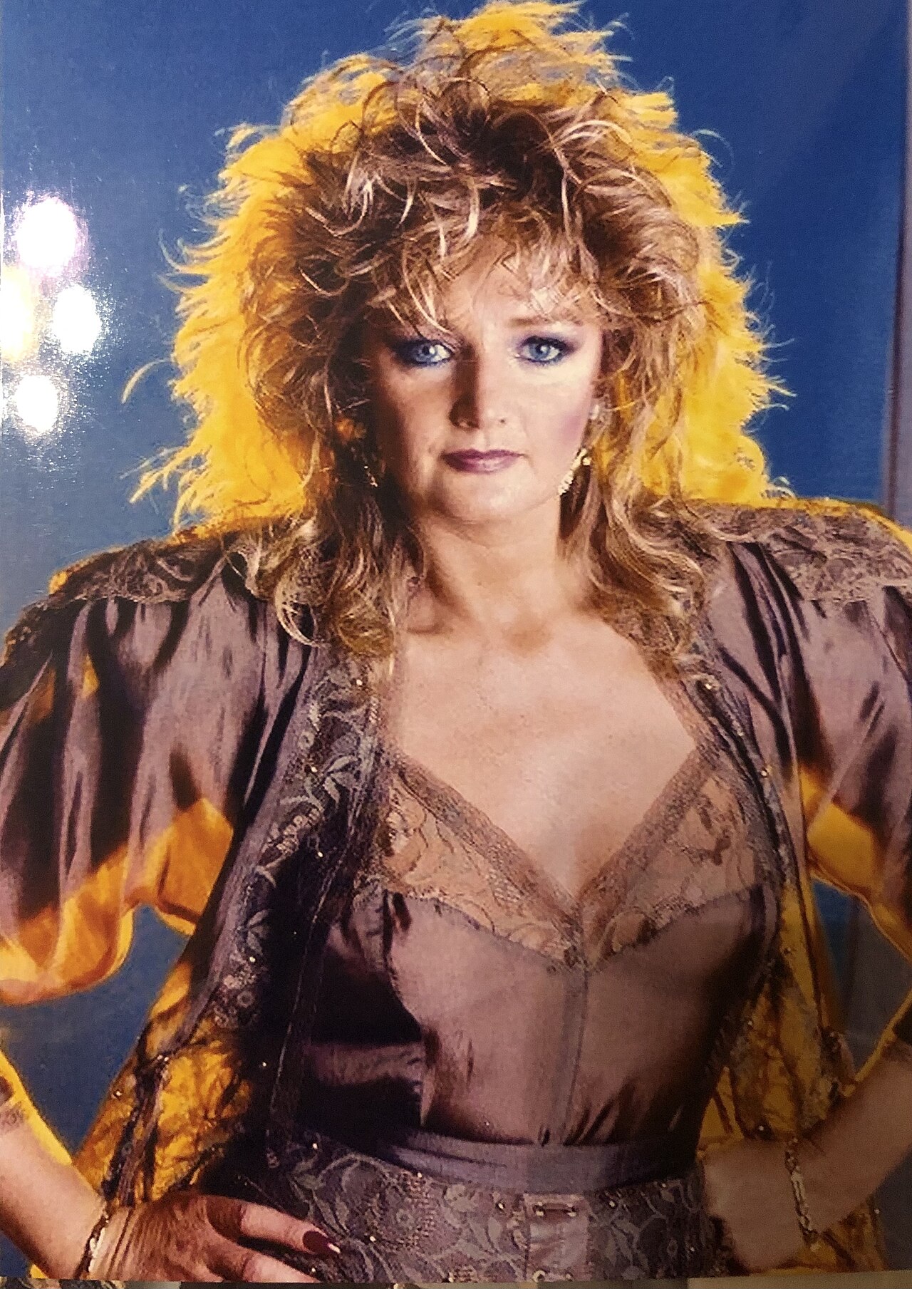 80'lerin Efsanevi Şarkıcısı Bonnie Tyler Hayatını Kaybetti
