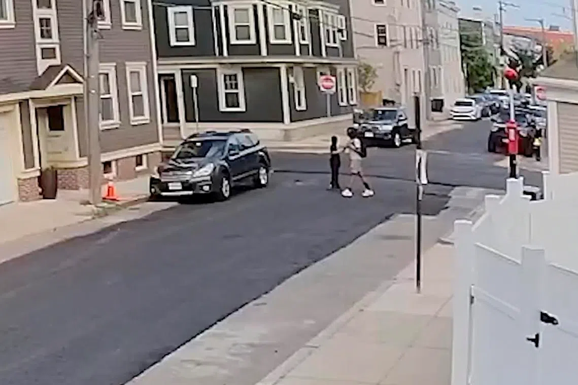 Boston'da 14 yaşındaki çocuk limonata standı soygunundan tutuklandı