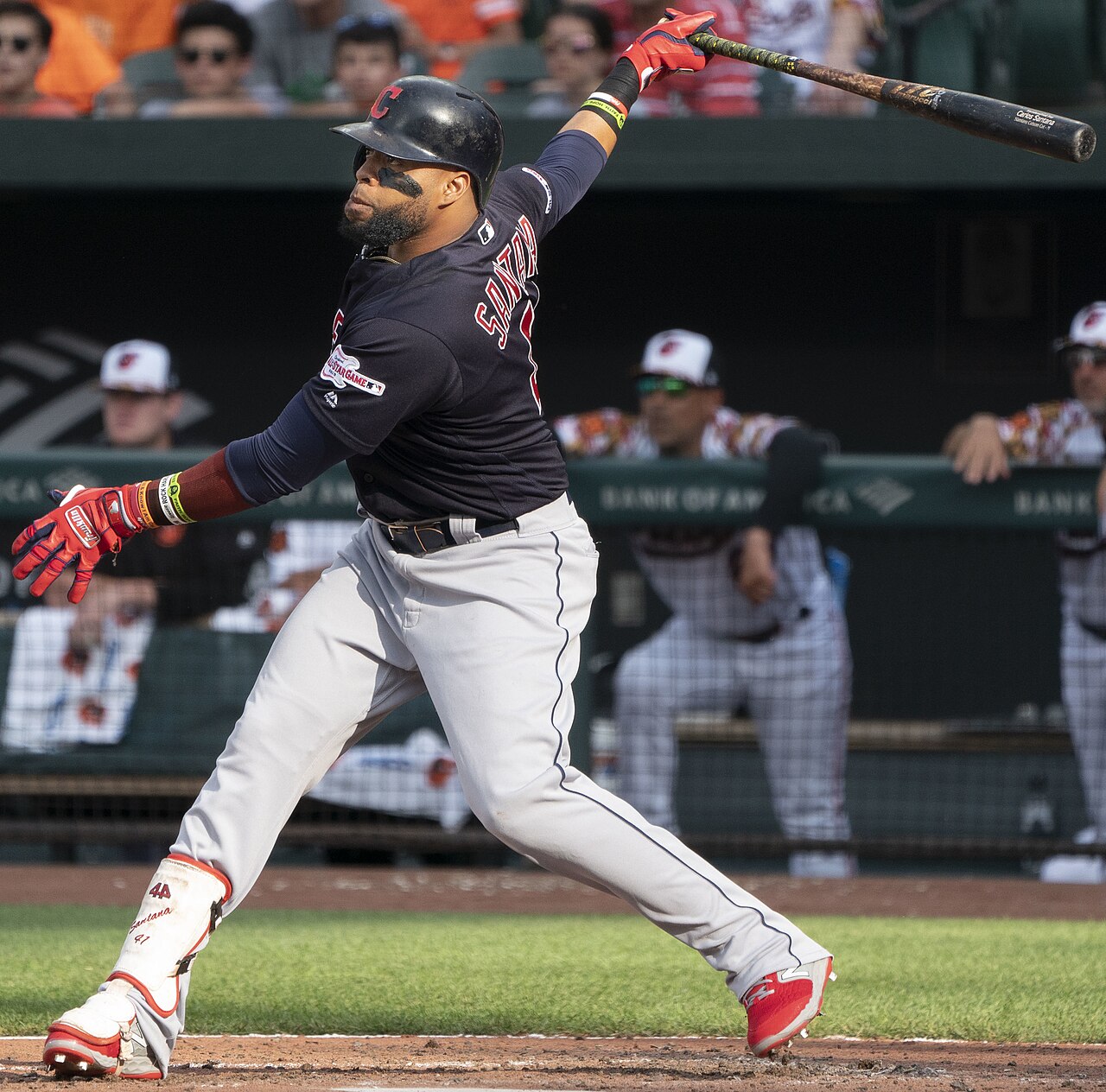 Braves, Eski Yıldız Carlos Santana'yı Serbest Bırakıyor