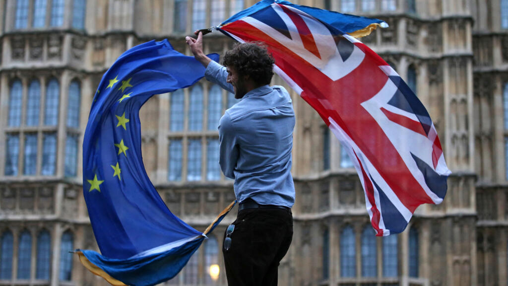 Brexit'in 10. yılı: İngiliz vatandaşı yılda 3.000 sterlin kaybetti