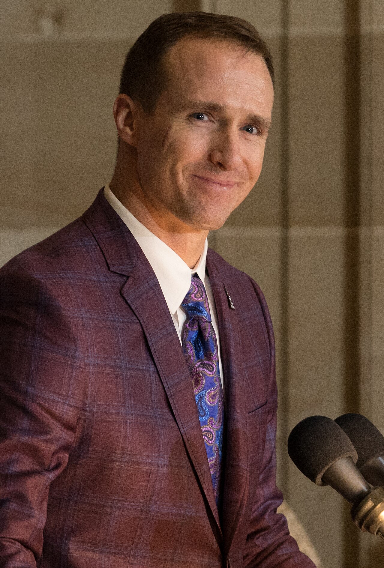 Broncos, Bo Nix'in Sakatlığı Sonrası Drew Brees'i Emeklilikten Döndürmeye Çalıştı