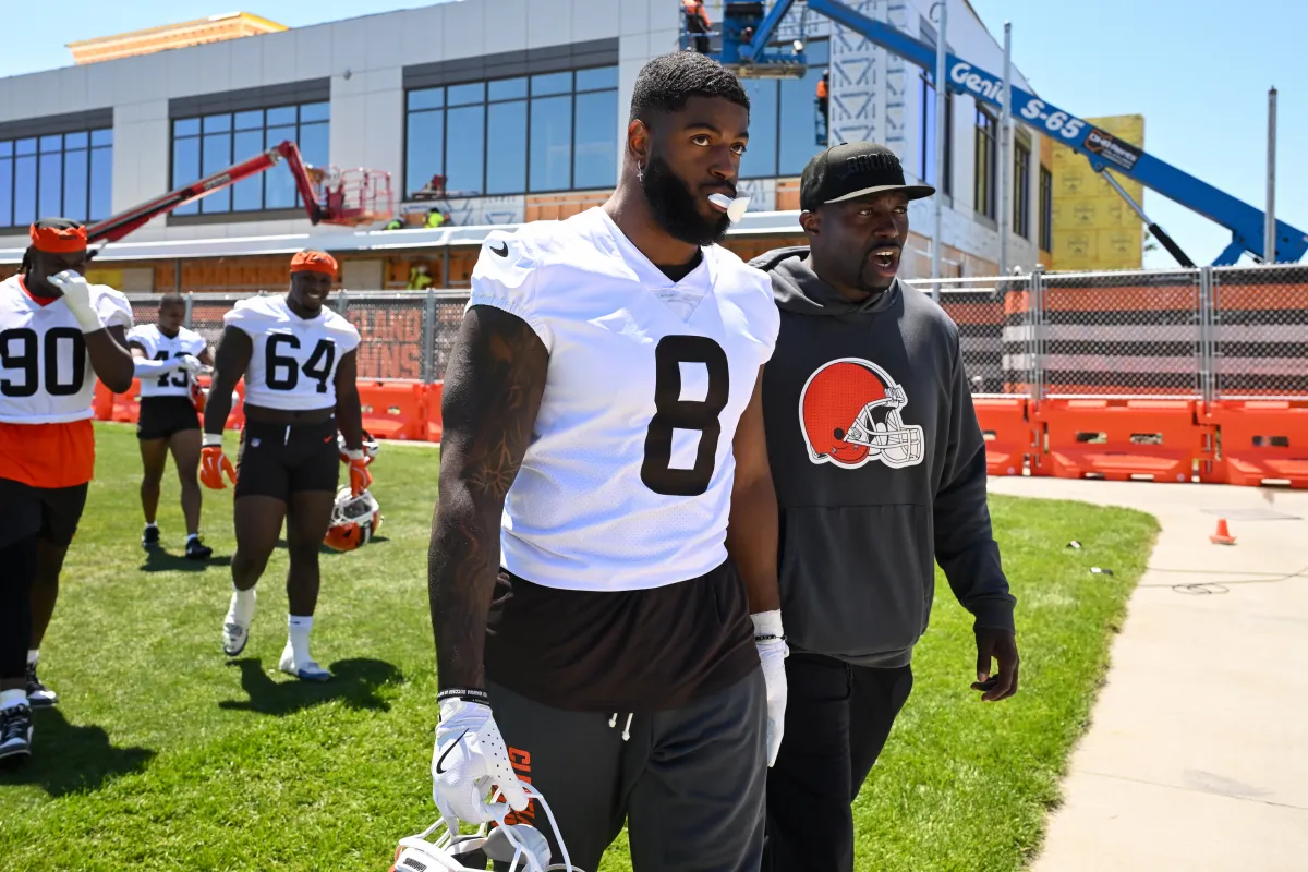 Browns Kampında Yıldız ile Acemi Arasında Gerginlik