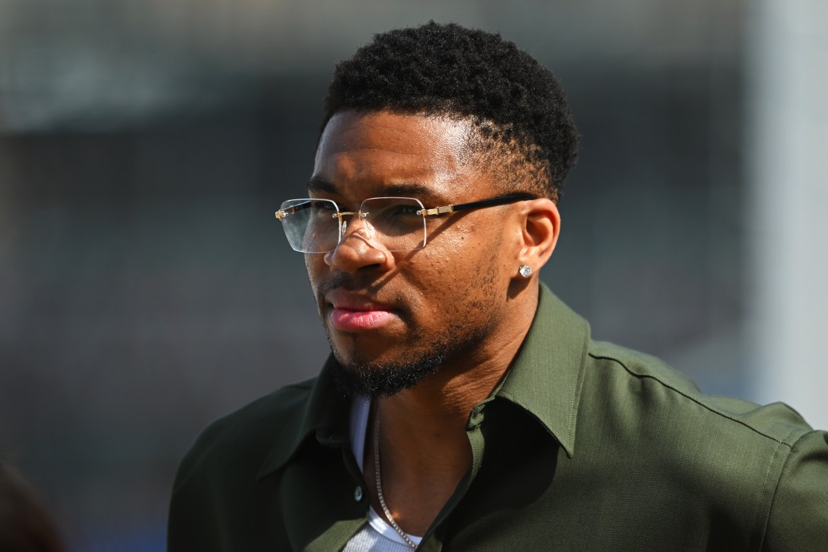 Bucks, Giannis Antetokounmpo Takasını Resmen Açıkladı