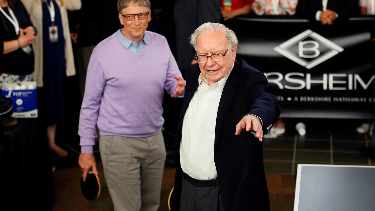 Buffett: Gates Vakfı'na bağışları durdurma kararı sürpriz değil